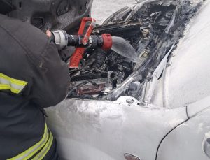 Kapaklı Yıldızkent’te Otomobil Yangını