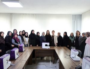 MAHALLE EVLERİNDE KURSLAR YENİ DÖNEMDE DE DEVAM EDİYOR