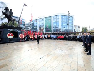 CHP’den AK Parti ve MHP’ye “Çelenk” Tepkisi