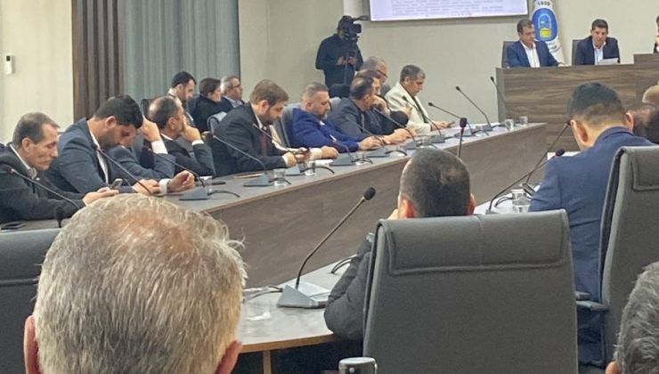 “Ciddiyet Kaybının Adresi: Kapaklı Belediye Meclisi”