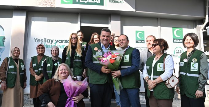 YEŞİLAY TEKİRDAĞ AİLESİNDEN BAŞKAN VOLKAN NALLAR’A ANLAMLI TEŞEKKÜR