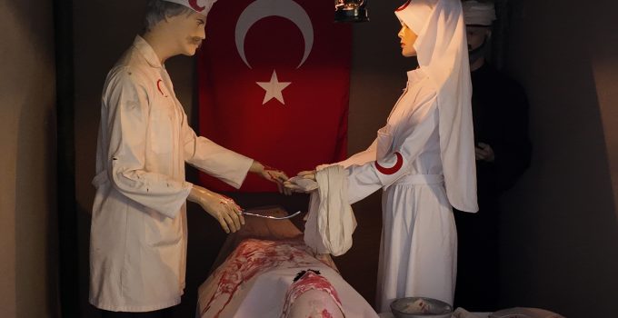 “Tarihin Nefesi: Çanakkale Ruhunu Yaşatan Anlamlı Sergi”