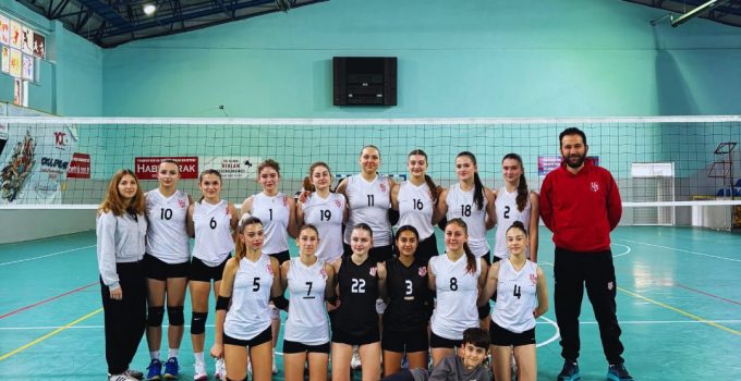 KAPAKLI SİTE SK KIZLARI HAFTAYA DAMGA VURDU: 4 MAÇ, 4 GALİBİYET!