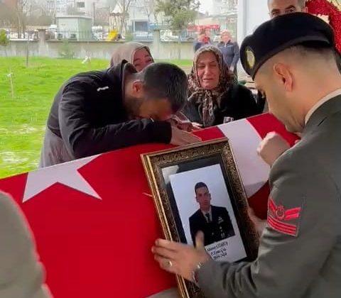 Kızılpınar’dan Acı Haber: Uzman Çavuş Ahmet Gümüş’e Gözyaşlarıyla Veda