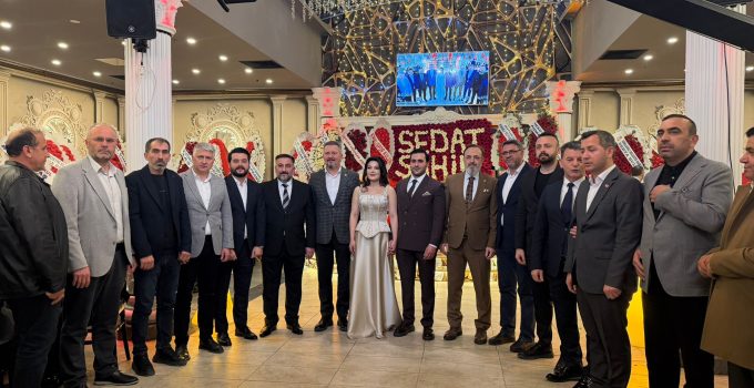 “Dinç ve Yaylalı Ailelerinin Mutlu Günü Yoğun Katılımla Gerçekleşti”