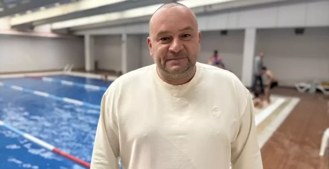 Tekirdağ’da Down Sendromlu Çocuklardan Yüzme Yarışında Büyük Başarı