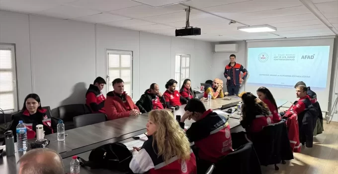 Tekirdağ’da MEB AKUB Ekibi Afetlere Hazırlık İçin Akreditasyon Eğitiminde
