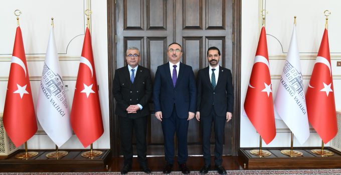 Türk Eğitim-Sen Heyeti Vali Soytürk’ü Makamında Ziyaret Etti