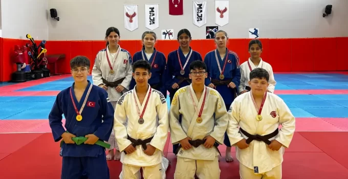 Çerkezköy Belediye Spor Judo Takımı’ndan Büyük Başarı: Tekirdağ Şampiyonu Oldular