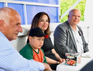 BAŞKAN YÜCEER ERGENE’DE VATANDAŞLARLA BULUŞTU: “DAYANIŞMAYLA ÇALIŞMAYA DEVAM EDECEĞİZ”