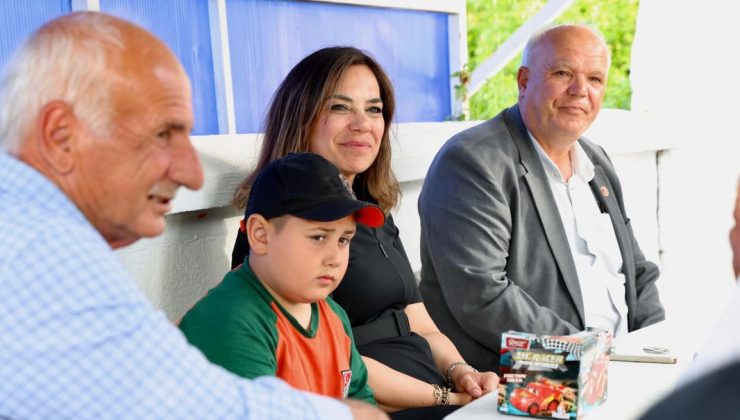 BAŞKAN YÜCEER ERGENE’DE VATANDAŞLARLA BULUŞTU: “DAYANIŞMAYLA ÇALIŞMAYA DEVAM EDECEĞİZ”