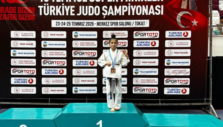 Zehra Sultan Karadağ’dan Türkiye Üçüncülüğü Gururu